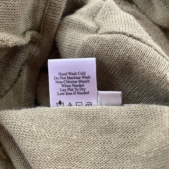 Coldwater creek green sweater with floral design. Size 1X - Picture 8 of 8